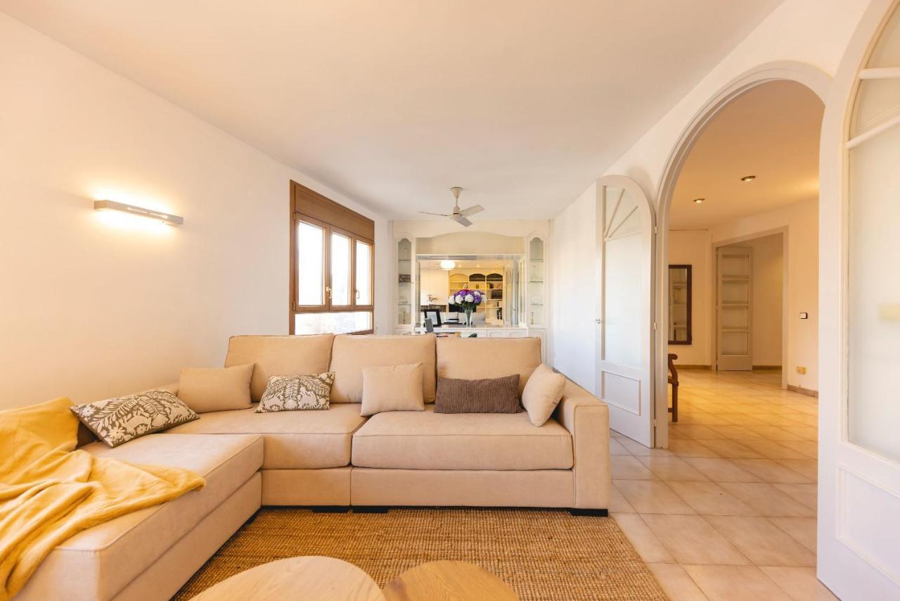 Bravissimo El Lleo, Bright 4-Bedroom Apartment 赫罗纳 外观 照片