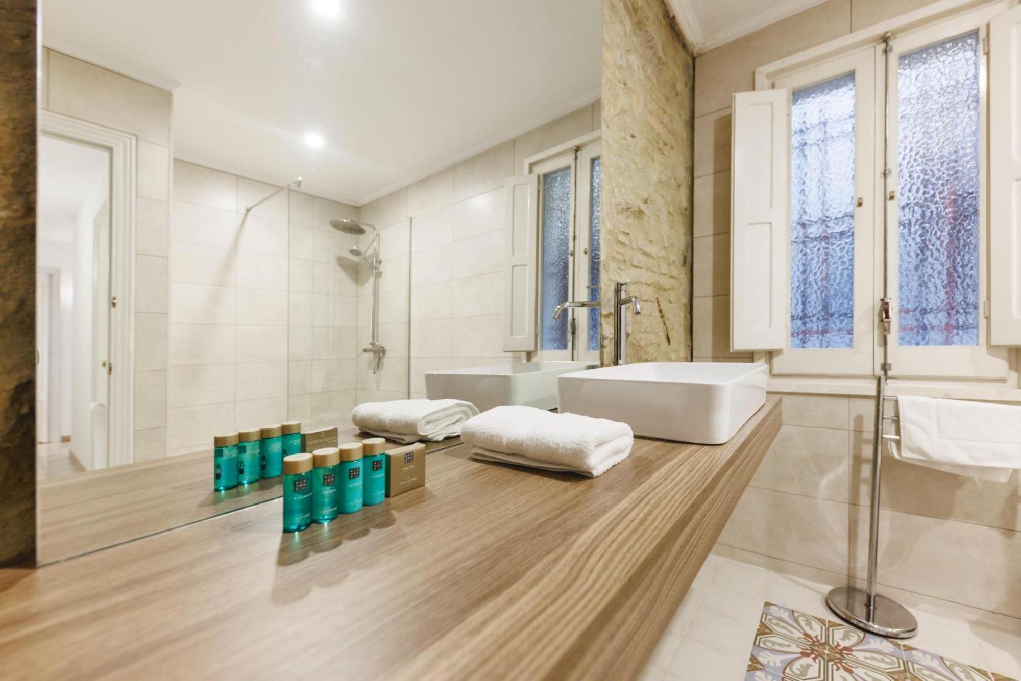 Bravissimo El Lleo, Bright 4-Bedroom Apartment 赫罗纳 外观 照片
